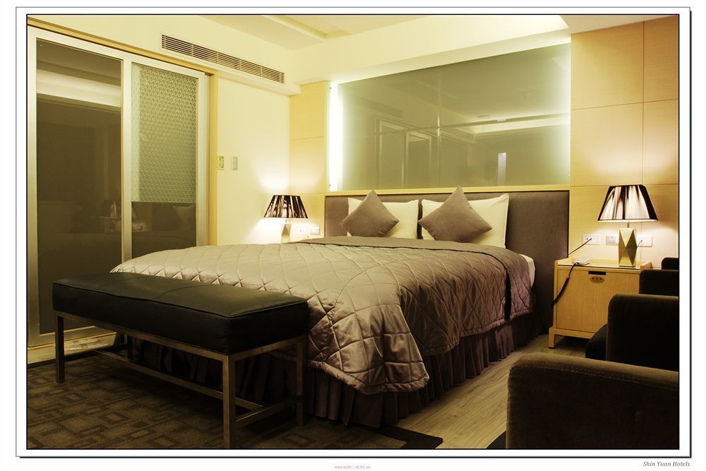 Shin Yuan Celeb Metro Hotel Хсинчу Сити Екстериор снимка
