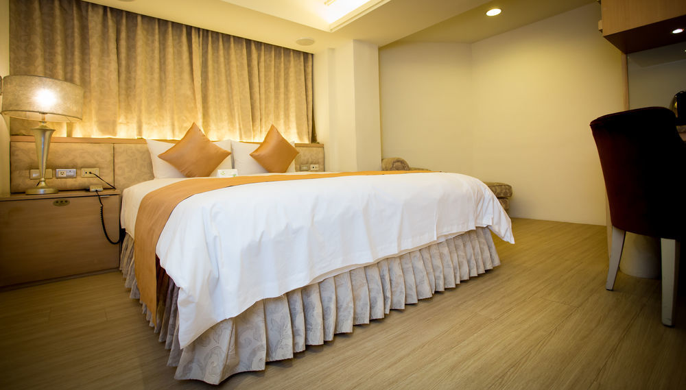 Shin Yuan Celeb Metro Hotel Хсинчу Сити Екстериор снимка