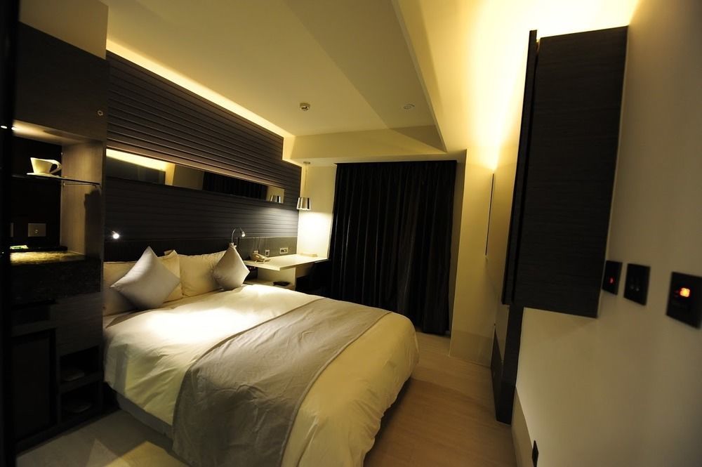Shin Yuan Celeb Metro Hotel Хсинчу Сити Екстериор снимка