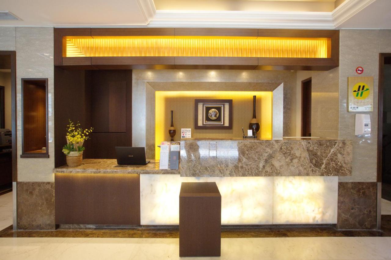 Shin Yuan Celeb Metro Hotel Хсинчу Сити Екстериор снимка